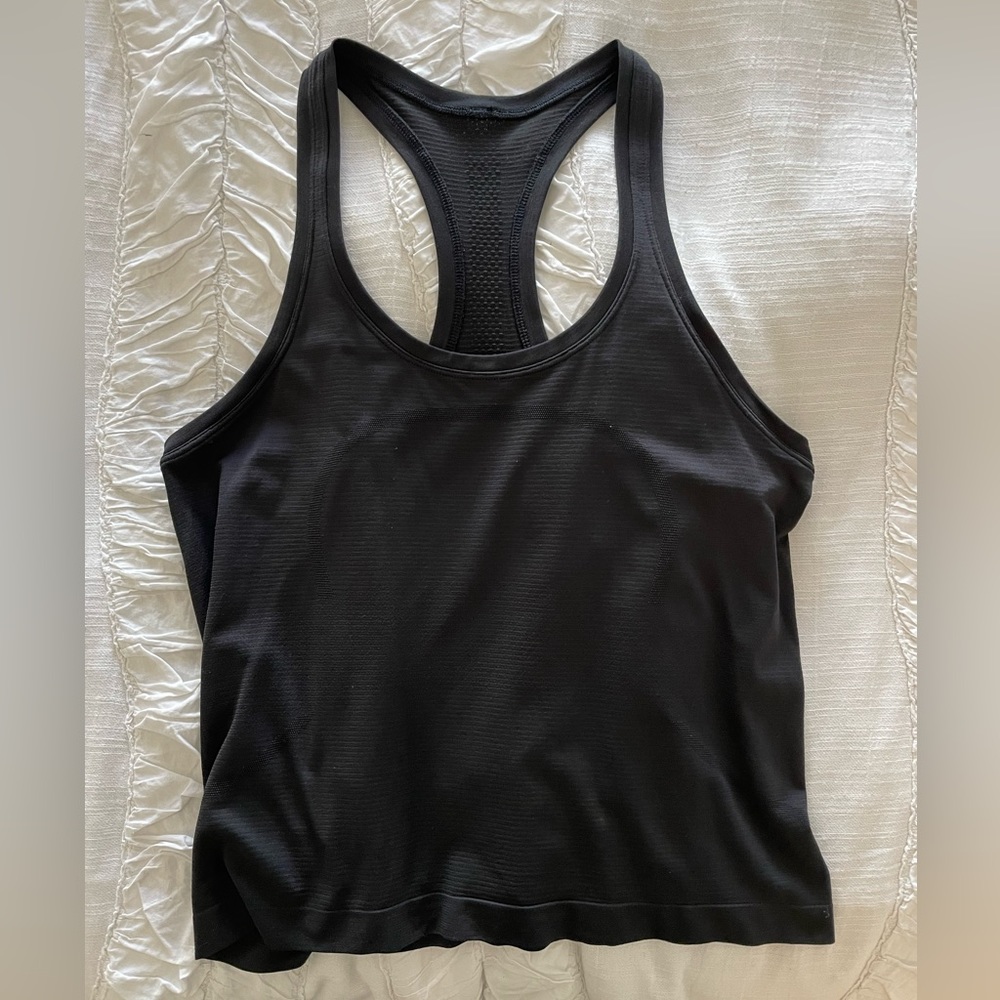 Lululemon Swiftly Tech Racerback tank top 2.0 *race length